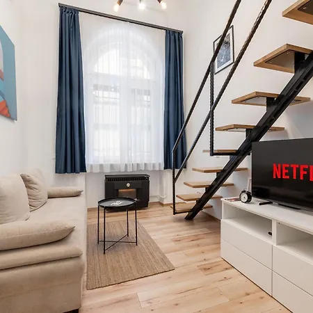 Downtown Double Deluxe